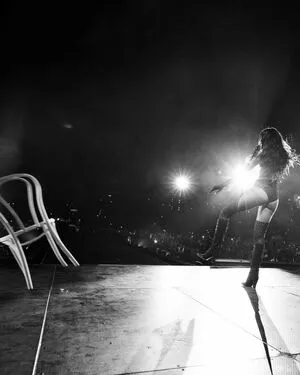 Dua Lipa OnlyFans Leaked Free Thumbnail Picture - #L1osXMZWIo