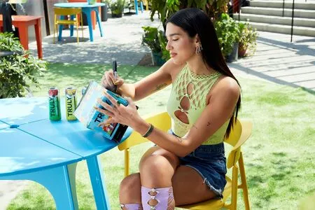Dua Lipa OnlyFans Leaked Free Thumbnail Picture - #Ld5R2n6e4C