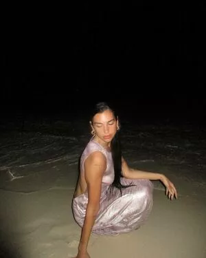 Dua Lipa OnlyFans Leaked Free Thumbnail Picture - #Pyj2bWajOg