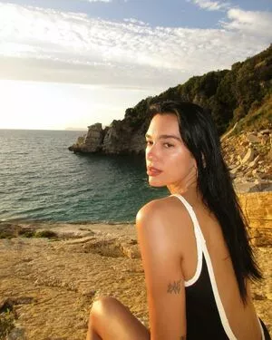 Dua Lipa OnlyFans Leaked Free Thumbnail Picture - #RavdNDWdck