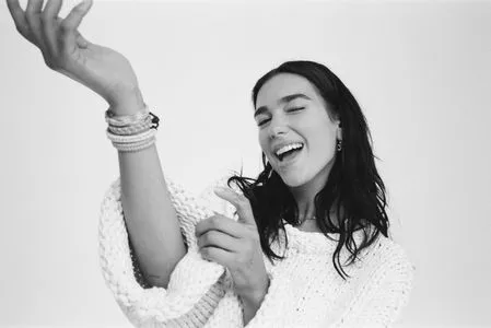 Dua Lipa OnlyFans Leaked Free Thumbnail Picture - #VAPpSL3vyp