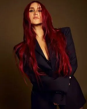 Dulce Maria Thumbnail Picture