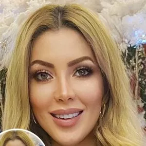 Dunya Vlog OnlyFans Leaked Free Thumbnail Picture - #Eal7mrtH4Z