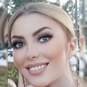 Dunya Vlog OnlyFans Leaked Free Thumbnail Picture - #iNcbryZ4vh