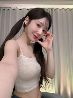 E000e77 OnlyFans Leaked Free Thumbnail Picture - #CUhFnoMZj0