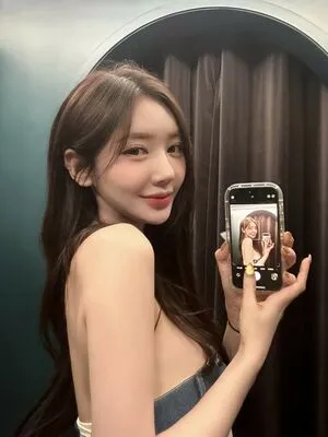 E000e77 OnlyFans Leaked Free Thumbnail Picture - #ahckycj6v1