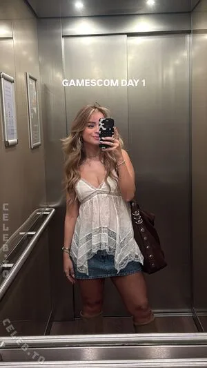 Easyemi OnlyFans Leaked Free Thumbnail Picture - #vcAlXTsf5U