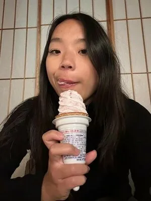 Eatingalonediaries Thumbnail Picture