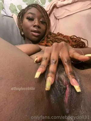 Ebonydoll31 Thumbnail Picture