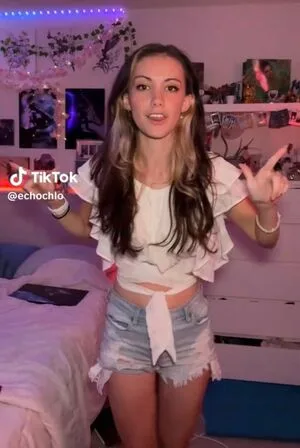 Echochlo OnlyFans Leaked Free Thumbnail Picture - #lHoETNtGlZ