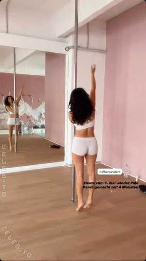 Edoppella OnlyFans Leaked Free Thumbnail Picture - #Pynt0w6it4
