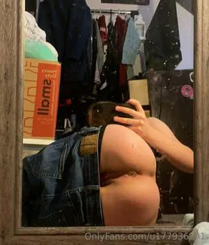 Eeeruh OnlyFans Leaked Free Thumbnail Picture - #4vYxXNKXVC