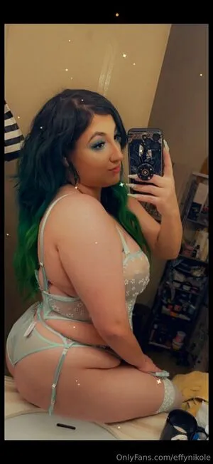 Effynikole Thumbnail Picture