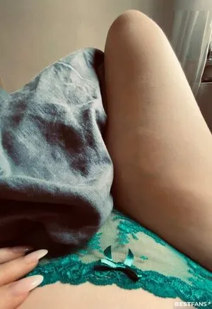 Einmal Julia Bitte Thumbnail Picture