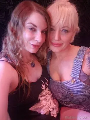 Eladarling OnlyFans Leaked Free Thumbnail Picture - #5UsbeDeAdI