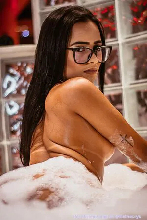 Elainecrys Thumbnail Picture
