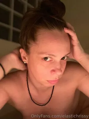 Elastichrissy OnlyFans Leaked Free Thumbnail Picture - #FwayBZ4OER