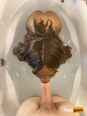 Elena69mint OnlyFans Leaked Free Thumbnail Picture - #4xMTdIVQon