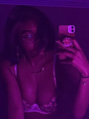 Elephanttittyz Thumbnail Picture