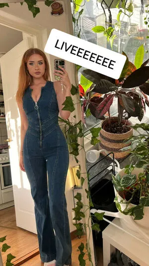 Elina OnlyFans Leaked Free Thumbnail Picture - #4GnpIIHoK5