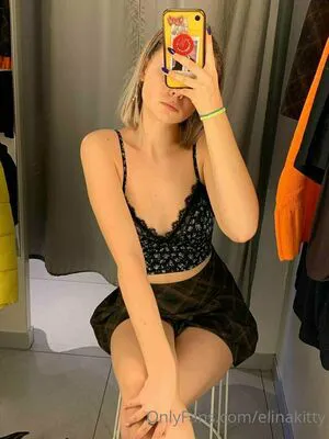 Elinakitty Thumbnail Picture