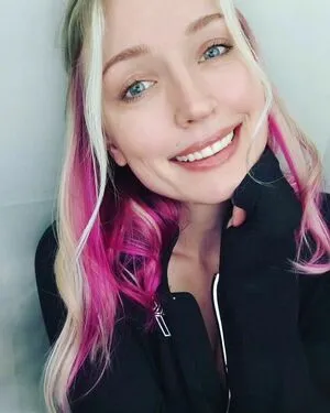 Elinasky OnlyFans Leaked Free Thumbnail Picture - #IEEG3ILZLS