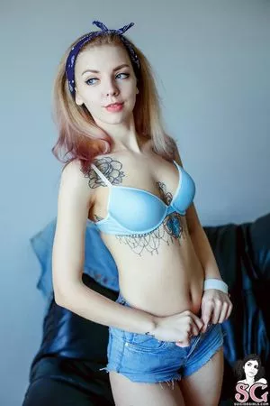 Elisarose OnlyFans Leaked Free Thumbnail Picture - #v9IR4KObSy