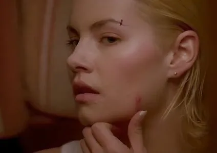 Elisha Cuthbert OnlyFans Leaked Free Thumbnail Picture - #Ywkrjw3oDn