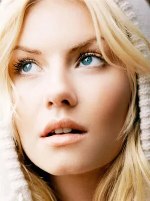 Elisha Cuthbert OnlyFans Leaked Free Thumbnail Picture - #ZhqStUe4hh