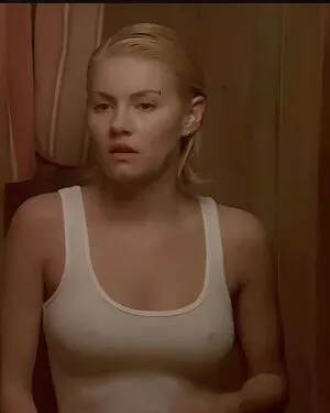 Elisha Cuthbert OnlyFans Leaked Free Thumbnail Picture - #loPLukyGLG