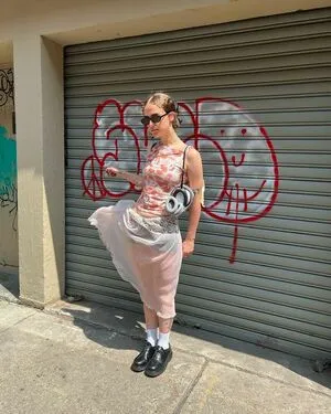 Ella Emhoff OnlyFans Leaked Free Thumbnail Picture - #3Vw1tyzqlH
