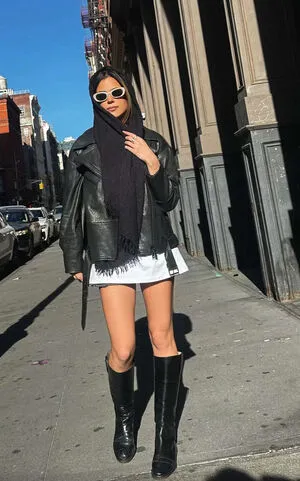 Ella Mendelsohn OnlyFans Leaked Free Thumbnail Picture - #AEsXO2ZOU0