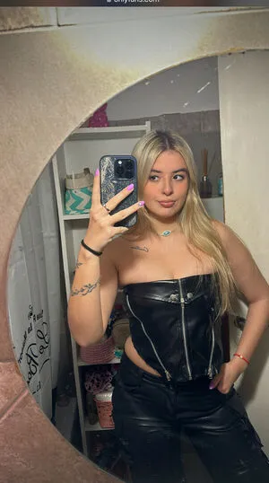 Ella Sutton1 OnlyFans Leaked Free Thumbnail Picture - #4ql5y31mVq