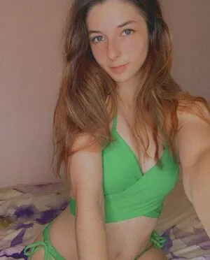 Ellaafterhours Thumbnail Picture