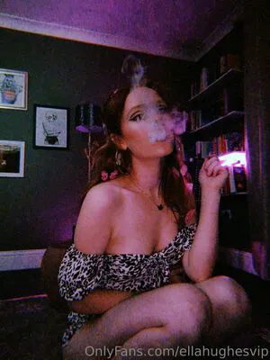 Ellahughesvip Thumbnail Picture