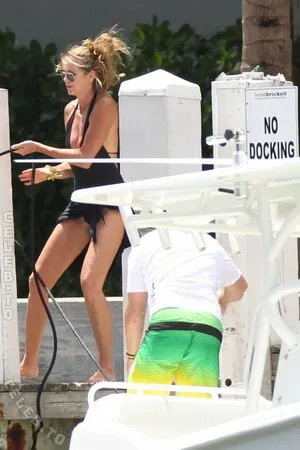 Elle Macpherson OnlyFans Leaked Free Thumbnail Picture - #fFI1kIFpX0