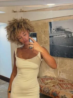 Elle Smith OnlyFans Leaked Free Thumbnail Picture - #CfZN0d9yAp
