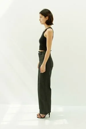 Elleerasmuss Thumbnail Picture