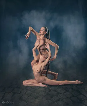Ellen Slusarchi Thumbnail Picture