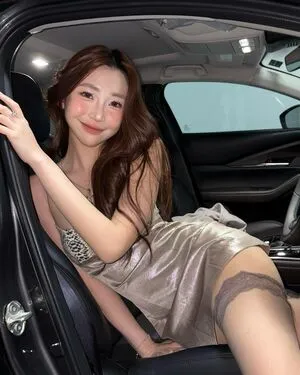 Ellen Tan OnlyFans Leaked Free Thumbnail Picture - #WVb7hVRGIA
