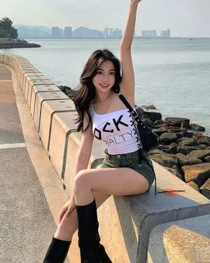 Ellen Tan OnlyFans Leaked Free Thumbnail Picture - #c0Tt7Sp1ba