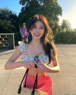 Ellen Tan OnlyFans Leaked Free Thumbnail Picture - #daDH6VB3jg