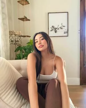 Ellerie Marie OnlyFans Leaked Free Thumbnail Picture - #HeMe6vN192