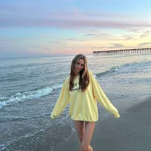 Ellesasmrr OnlyFans Leaked Free Thumbnail Picture - #AAH8TBo2et