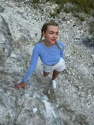Elliemiss OnlyFans Leaked Free Thumbnail Picture - #wRxpPFlbtk