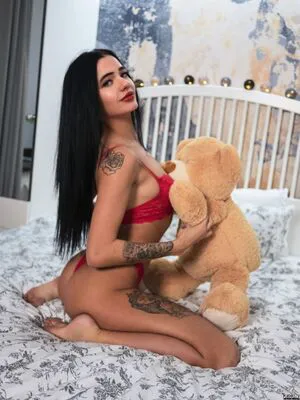 Ellla96 Thumbnail Picture