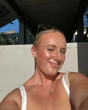 Elloise OnlyFans Leaked Free Thumbnail Picture - #AXuMjt3Du6