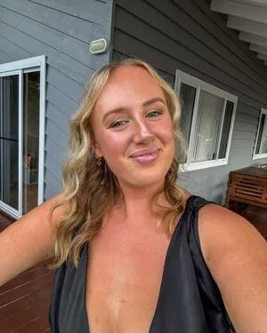 Elloise OnlyFans Leaked Free Thumbnail Picture - #ffIuNTH5ad