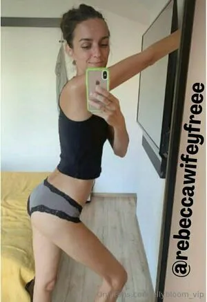Ellybloom Vip OnlyFans Leaked Free Thumbnail Picture - #3SlMaxruKY