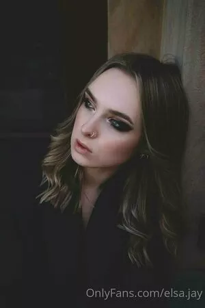Elsa Jay OnlyFans Leaked Free Thumbnail Picture - #8e0DL8uDUI